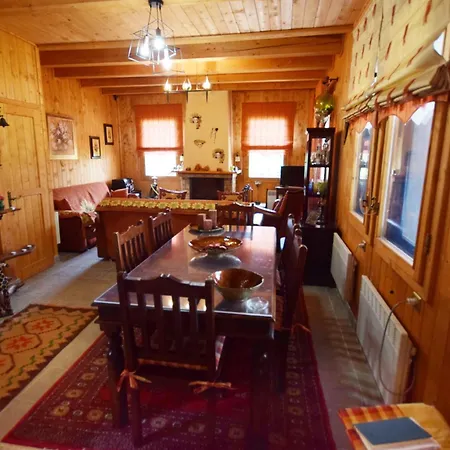 Σαλέ Wooden In Woods *